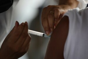 Amazonas já aplicou 3.840.873 doses de vacina contra Covid-19 até esta quarta-feira (22/09)