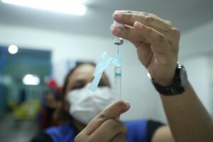 Amazonas já aplicou 3.951.876 doses de vacina contra Covid-19 até esta segunda-feira (27/09)