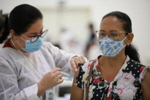 Amazonas já aplicou 3.962.457 doses de vacina contra Covid-19 até esta terça-feira (28/09)