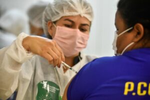 Amazonas já aplicou 3.999.702 doses de vacina contra Covid-19 até esta quarta-feira (29/09)