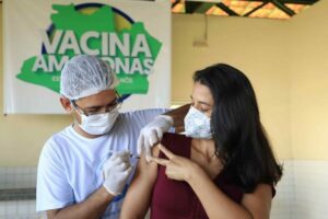 Governo do Estado chega a marca de 500 mil doses de vacinas aplicadas em mutirões da campanha Vacina Amazonas
