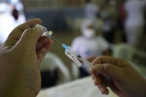 No Amazonas, vacinômetro registra aplicação de 4.285.089 doses de vacina contra Covid-19, até esta sexta-feira