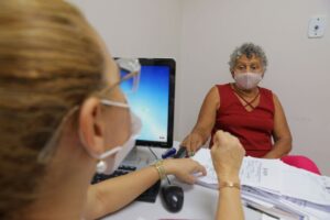 Outubro Rosa: Dia D na Policlínica Gilberto Mestrinho intensifica oferta de serviços à Saúde da Mulher