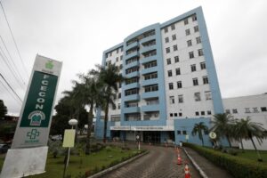Novembro Azul: FCecon alerta para importância do diagnóstico precoce do câncer de próstata