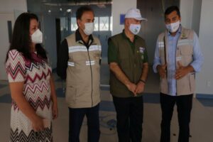Wilson Lima e ministro da Saúde visitam obra do novo Hospital da FHemoam