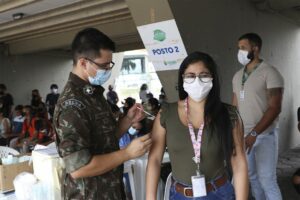Amazonas já aplicou 4.768.189 doses de vacina contra Covid-19 até esta terça-feira (16/11)