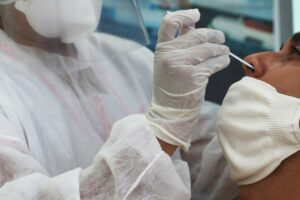 Inverno amazônico eleva testagem por RT-PCR no estado