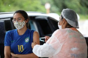 Amazonas atualizou para 5.617.157 doses aplicadas de vacina contra Covid-19 até esta quinta-feira (13/01)