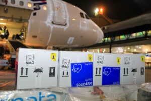 Governo do Amazonas recebe 34,5 mil doses de vacina contra Covid-19 para aplicação em crianças de 5 a 11 anos