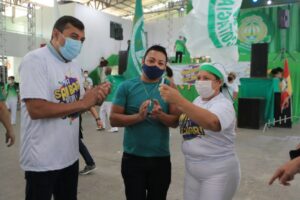 Na abertura da vacinação nas escolas de samba, Wilson Lima destaca importância do Carnaval para a economia