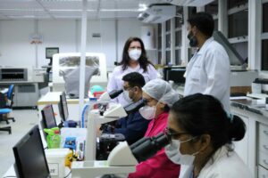 Laboratório de Análises Clínicas do Hemoam passa a fazer atendimento 24h