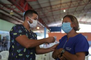 Amazonas já aplicou 6.185.452 doses de vacina contra Covid-19 até este sábado (12/02)