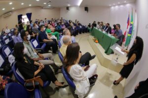Fundação de Medicina Tropical forma nova turma de especialistas e recebe novos residentes