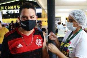 Amazonas já aplicou 6.383.739 doses de vacina contra Covid-19 até este domingo (27/02)
