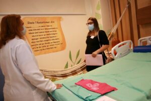 Gestante realiza visita de vinculação para conhecer Centro de Parto Normal Intra-hospitalar do Dona Lindu