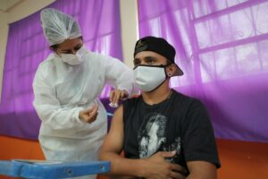 Vacinômetro: Amazonas já aplicou 6.653.211 doses de vacina contra Covid-19 até este domingo (27/03)