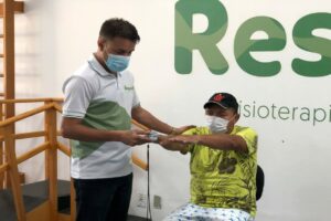 Exercícios físicos na fisioterapia são alternativas de tratamento pós-covid no RespirAR