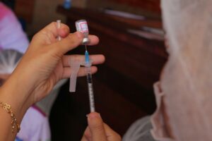 Covid-19: Governo do Estado alerta sobre importância da dose de reforço e de completar esquema vacinal