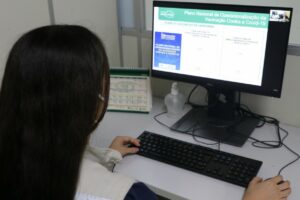 Tira-dúvidas: webinário do PNI no Amazonas visa ampliar cobertura vacinal contra Covid-19 no estado