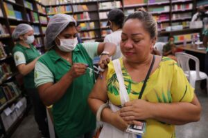Governo Presente: mutirão de serviços públicos leva ações de cidadania e saúde ao Nova Vitória