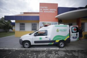 SES-AM entrega ambulância para Centro de Saúde Mental do Amazonas