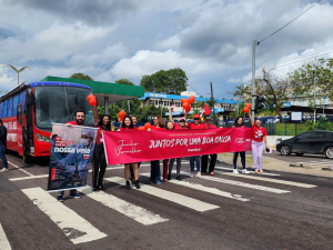 Hemoam realiza blitz educativa sobre a importância da doação de sangue