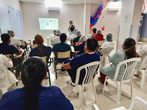 HPS 28 de Agosto capacita servidores na coleta em exames de hemocultura 