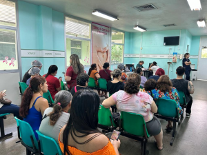 Outubro Rosa: Policlínica Codajás encerra semana de atividades destinadas às mulheres cis e LGBTQIAP+ com útero