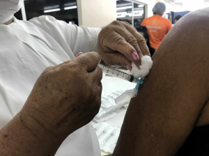Covid-19: Saúde do Amazonas divulga painel semanal de vacinação nesta quarta-feira