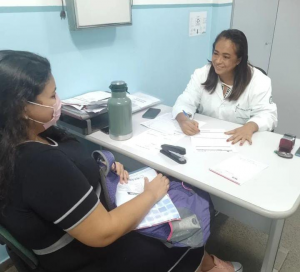 Outubro Rosa: A importância do médico ginecologista na luta contra o câncer de mama