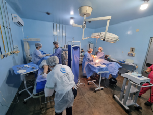 Saúde do Amazonas atende 1 mil parintinenses em ação de intensificação em dermatologia