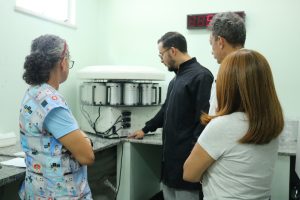 Oncologia: FCecon recebe equipamento de ponta para processamento de tecido humano