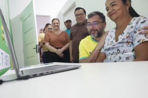 No aniversário de 93 anos de Coari, governador Wilson Lima leva Telessaúde ao município e reforça expansão do atendimento especializado no interior