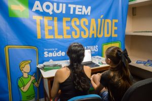 Governo Presente: Moradores do bairro Coroado aprovam consultas por Telessaúde