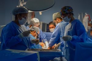 Governador Wilson Lima apresenta balanço e destaca primeiro transplante de fígado realizado no Hospital Delphina Aziz