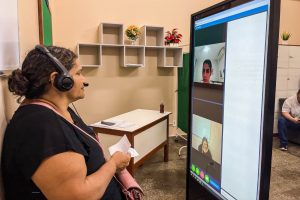 Governo Presente: SES-AM leva Telessaúde e consulta por aplicativo de celular ao bairro Puraquequara