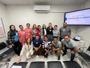 Complexo Hospitalar Sul promove oficinas de Libras para fortalecer o acolhimento a pessoas com surdez