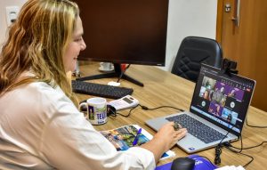 Secretária Nayara Maksoud destaca protagonismo feminino na gestão do SUS no Amazonas em e…