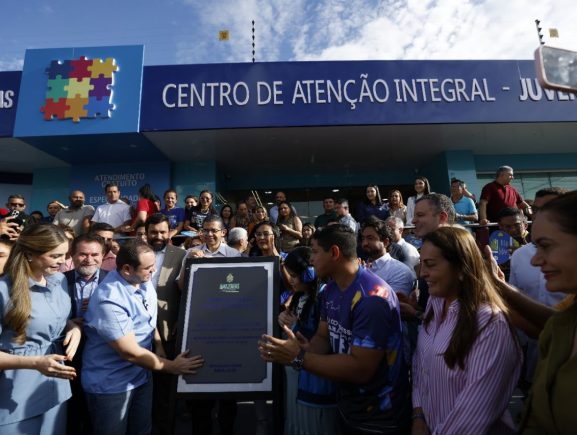 Abril Azul: Rede TEA amplia atenção especializada ao autista e soma mais de 72 mil atendi…