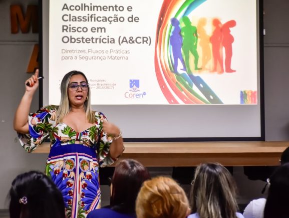 SES-AM fortalece assistência materno-infantil, com capacitação em acolhimento e classific…