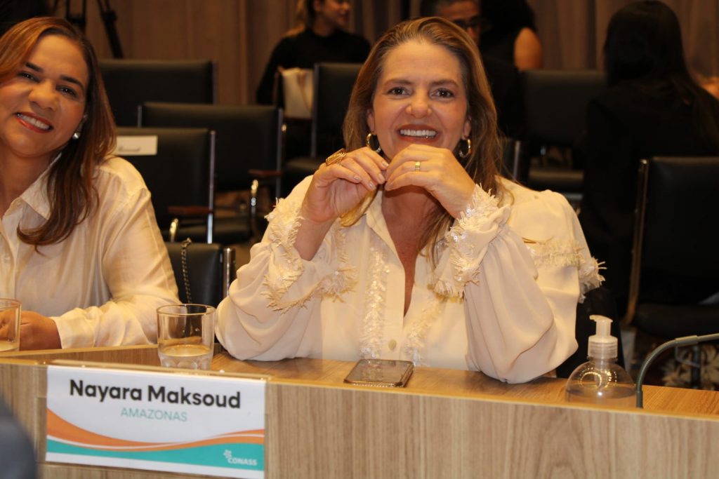 SES AM Secretaria de Estado de Saude Nayara Maksoud