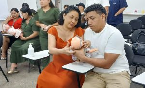 Maternidades estaduais oferecem visita prévia para gestantes conhecerem onde vão dar à luz 