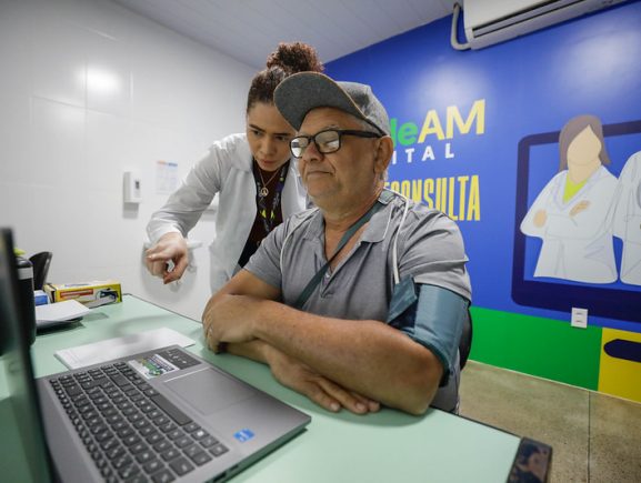 Telessaúde completa um ano com mais de 170 mil atendimentos e uma revolução no acesso a c…