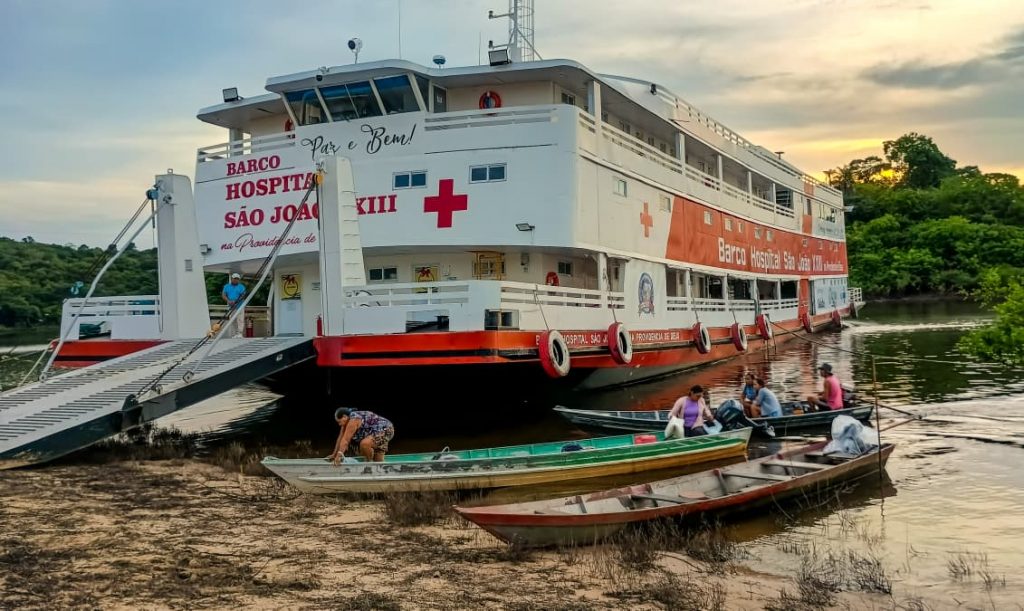 Barco Hospital inicia atendimentos de saude em Borba neste sabadoFotosEvandroSeixasSESAM4