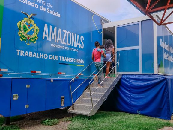 Carreta da Saúde inicia atendimentos na zona leste nesta segunda-feira, em Manaus