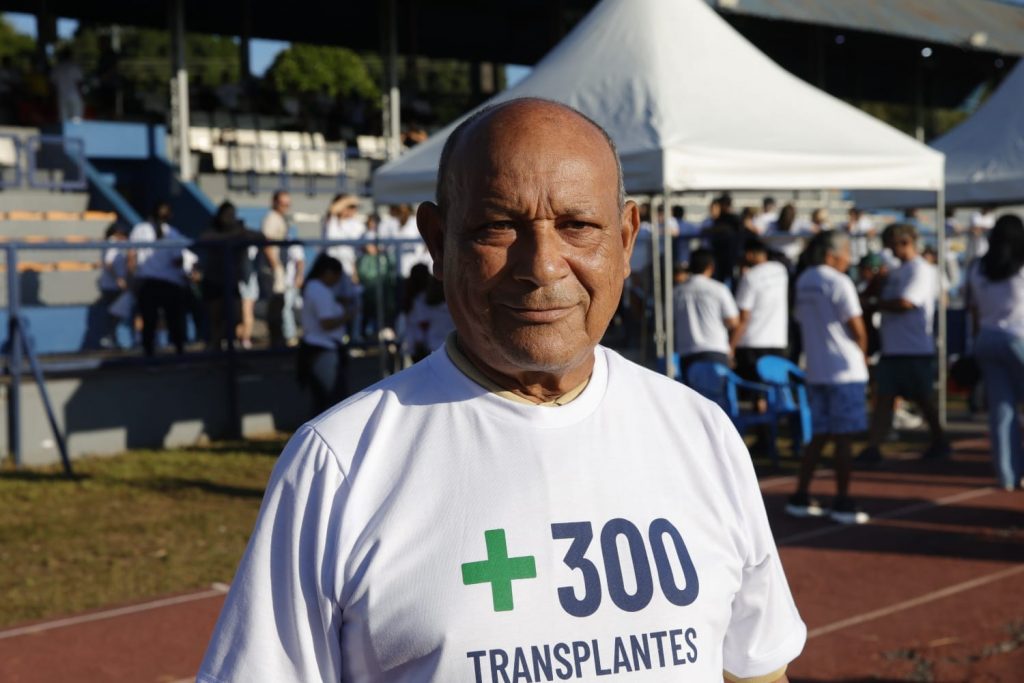 Governador Roberto Cidade participa de caminhada para celebrar mais de 300 transplantes realizados 