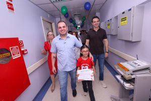 Governador Roberto Cidade acompanha cirurgia telemonitorada e vistoria obras do Hospital …