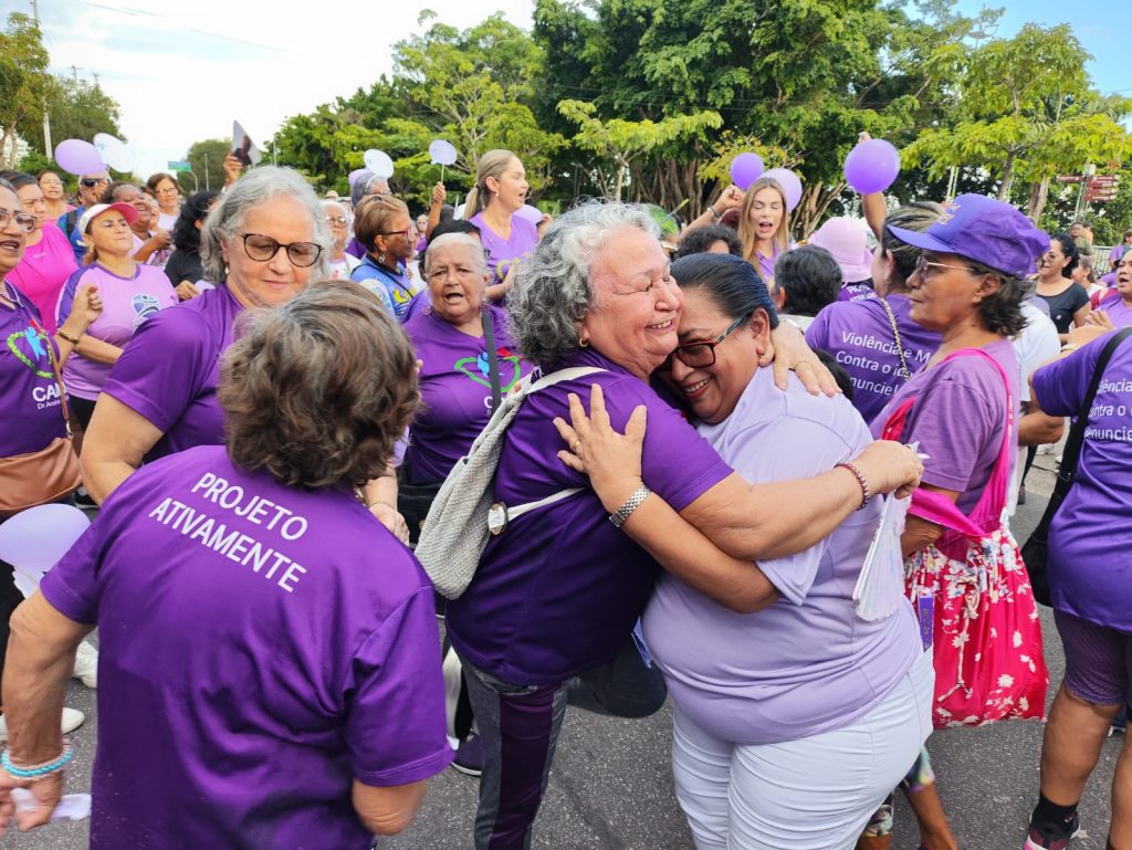 JUNHO VIOLETA FOTO TAINA AMOEDO
