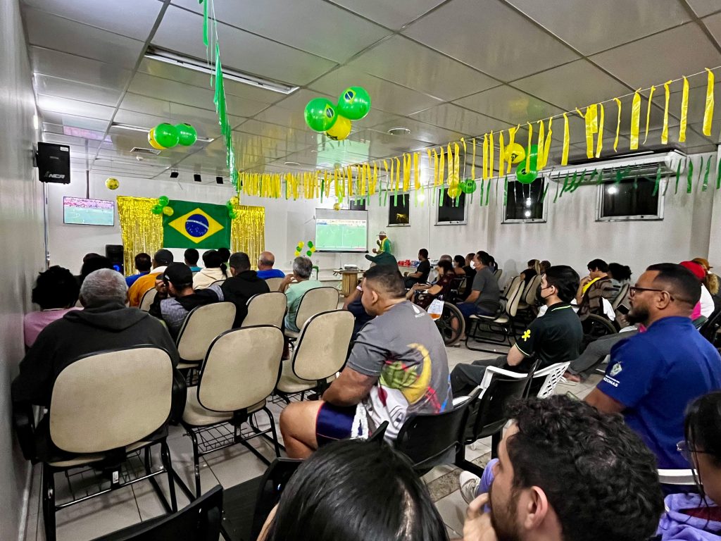 SES AM promove acao de humanizacao durante estreia da Selecao Brasileira na Copa do Mundo no HPS Pl