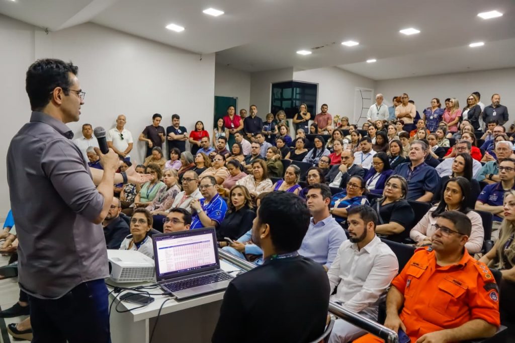 Secretario Luis Alberto Saraiva realiza reuniao de Gestao com Diretores de Unidades de Saude 1